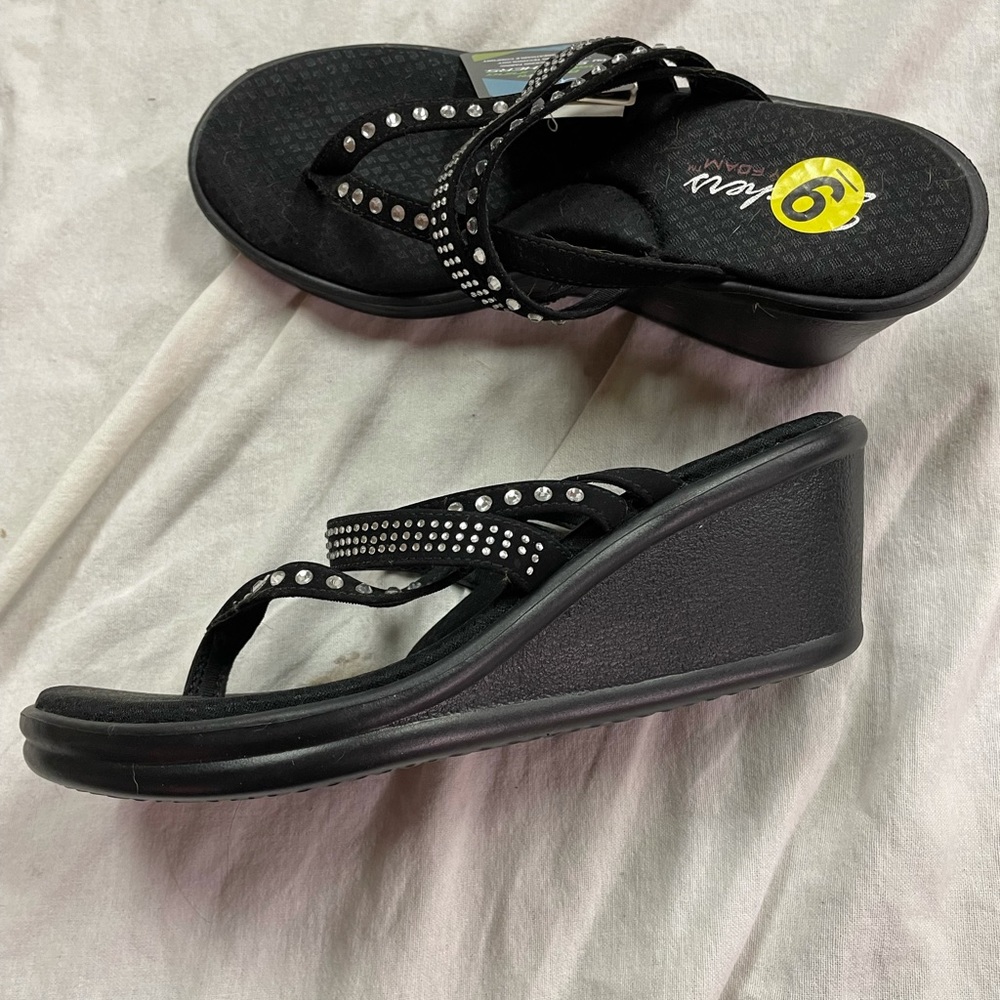 Women’s Skechers wedges